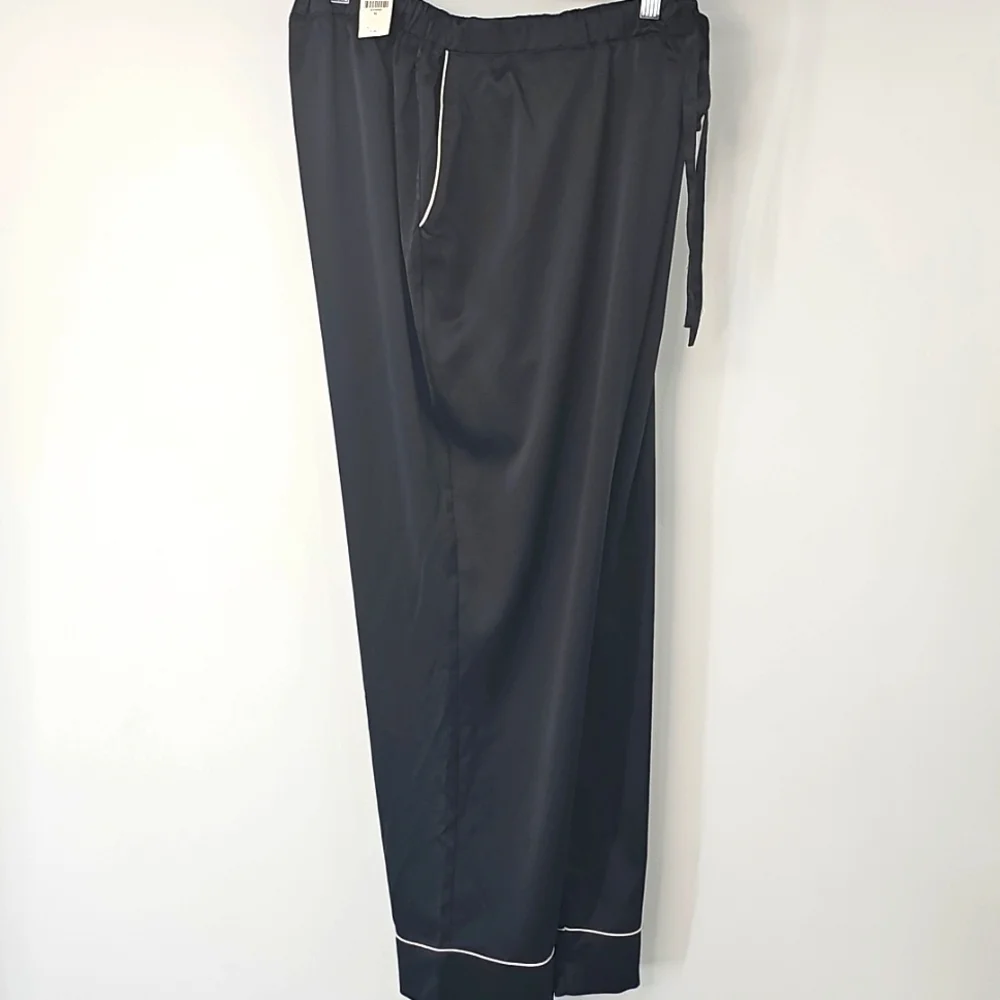 Express Satiny Loungewear Pajama‎ Pants w Drawstring Waist Front Pockets Black
